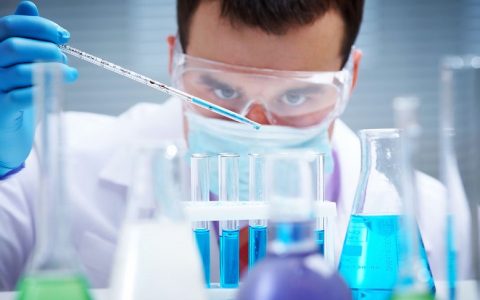 2015年中国高被引学者材料科学榜单