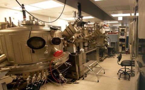 除了硅之外，找寻新的半导体