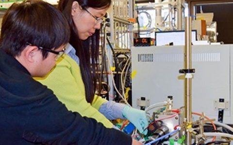 化腐朽为神奇：工程师用铁锈制成太阳能电池