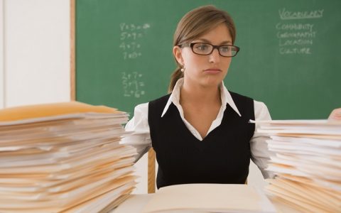 材料青年教师的一天：学生的冷漠很让人无奈！