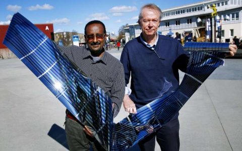 不含富勒烯的聚合物太阳能电池的新世界记录