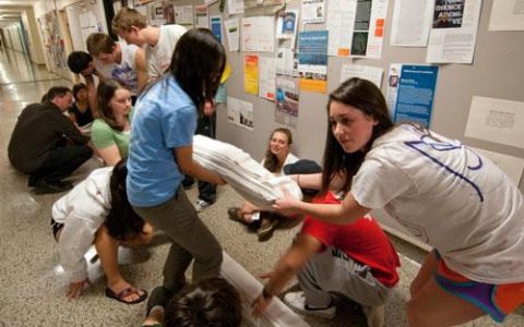 世上无难事，只怕强迫症！如何把一块铝箔折成67108864层！（附视频）