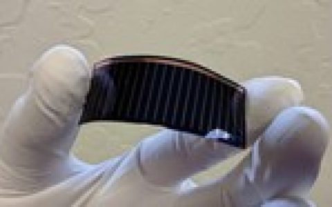 世界上能量转化率最高的光伏电池 想带无人机一起飞！