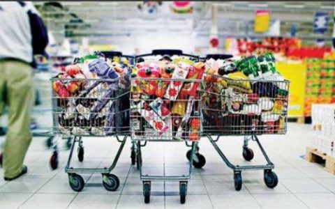 这个包装袋有点强 植物制造 而且会在食品过期前提醒你!