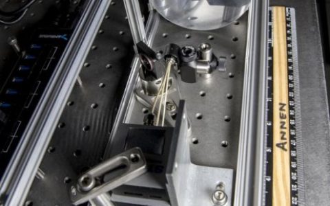 美国航天局为立方体卫星打造首个碳纳米管“眼睛”