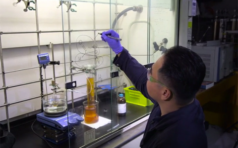 温室气体变氢气，新方法解决储存问题