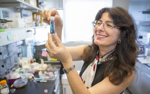 “液体指纹”技术瞬间识别未知液体