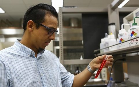 似是而非？似液非液的固体材料