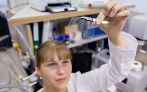 用碳纳米管制备特殊高分子膜