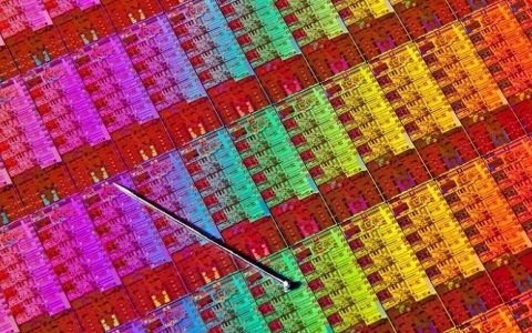 硅时代即将终结！伯克利用碳纳米管和二硫化钼制备出1nm晶体管