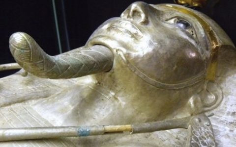 考古发现:银背后10大秘密