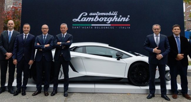 lamborghini-mit-super-car