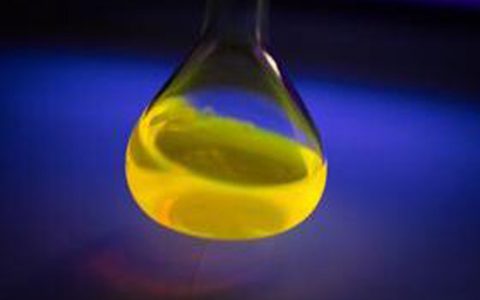 发光电池“大放异彩”