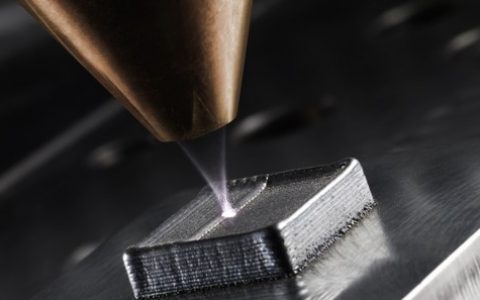 Adv. Mater. : 微米尺度金属结构的增材制造技术