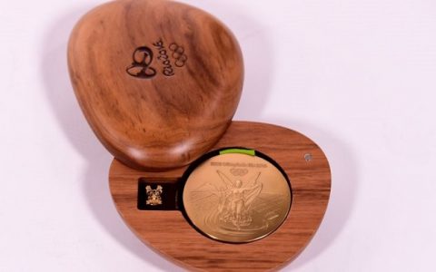 旧手机变身东京奥运会金牌？！