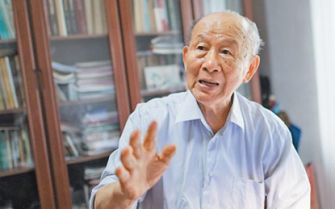 一生投入钢铁事业 崔崑院士:矢志报国百炼成钢