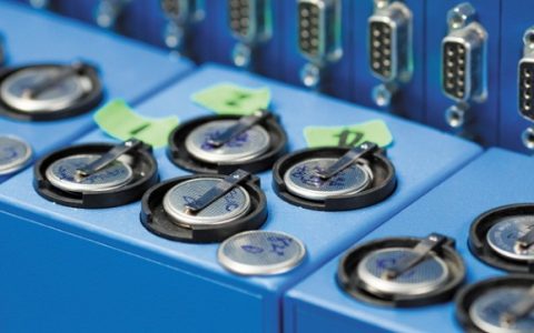 麦立强Nature评述:实时监测电池退化!