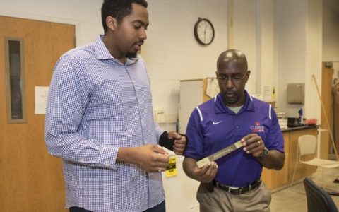 具备痛感神经的车